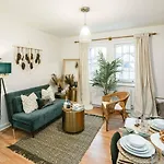 1 Bedroom, 5 Minutes Walk To Angel Station, Central London