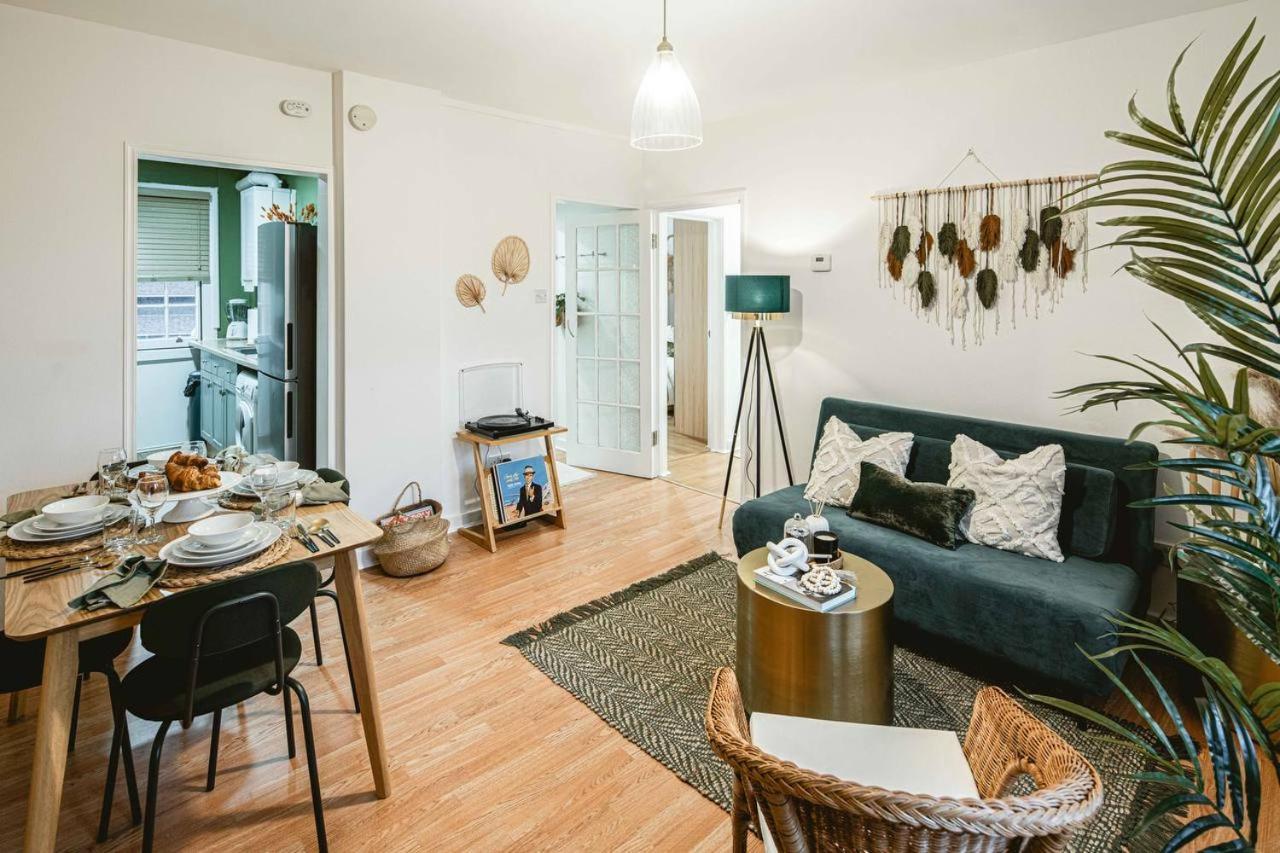 Apartament 1 Bedroom, 5 Minutes Walk To Angel Station, *