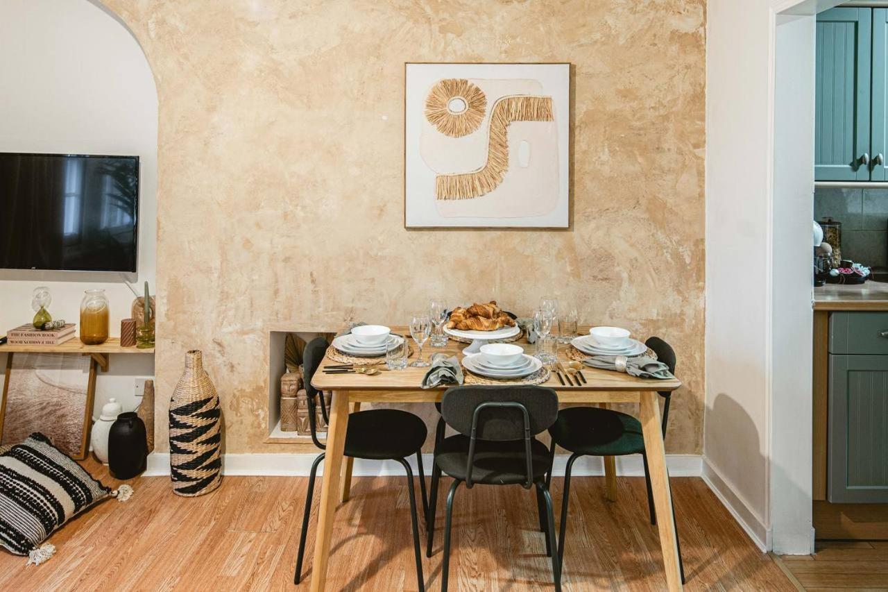 1 Bedroom, 5 Minutes Walk To Angel Station, Apartament